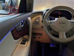 انفنتي QX70